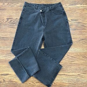 Crossover straight leg jeans